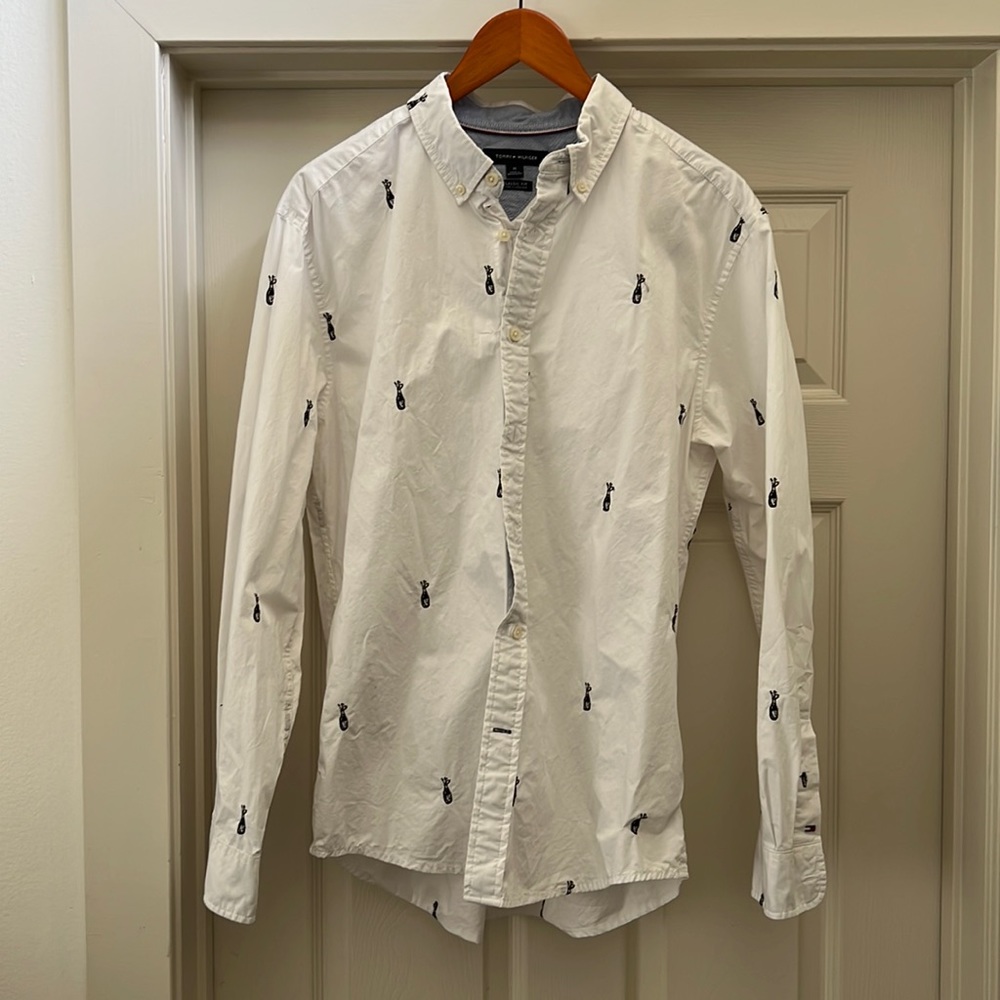 TOMMY HILFIGER Men’s Medium Button-Down Oxford Shirt - Classic Fit White